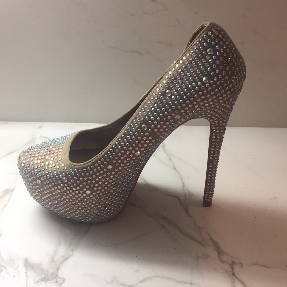 Ladonna Rhinestone Pump - Picture 4 of 5